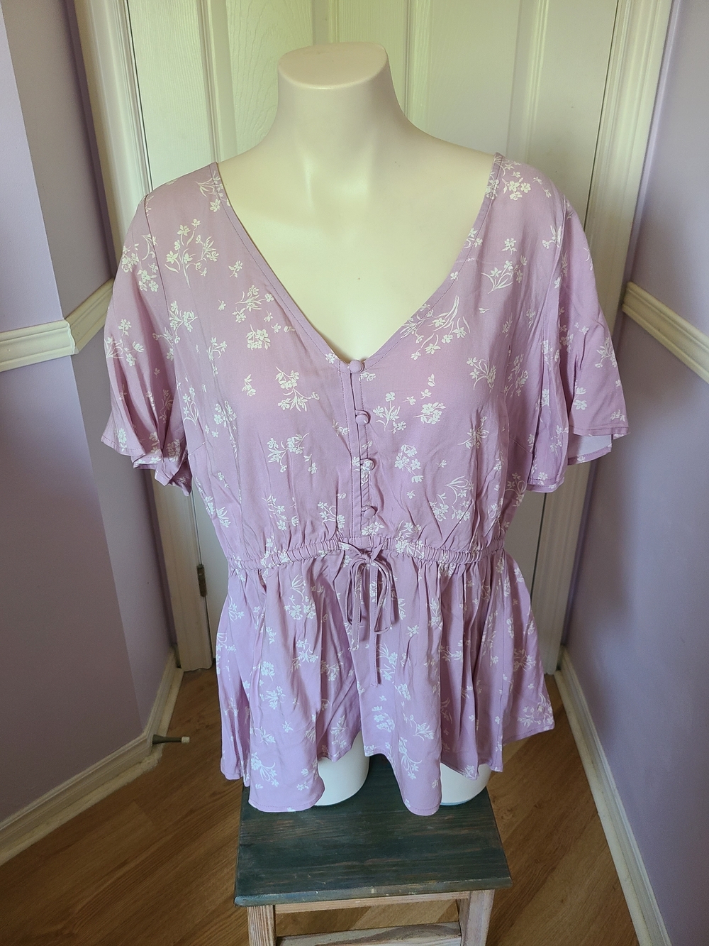 torrid Lavender Floral Tie-Waist Peplum Blouse
